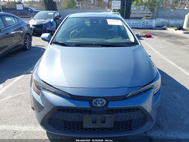 JTDEAMDE1NJ052562 Toyota Corolla Hybrid Le