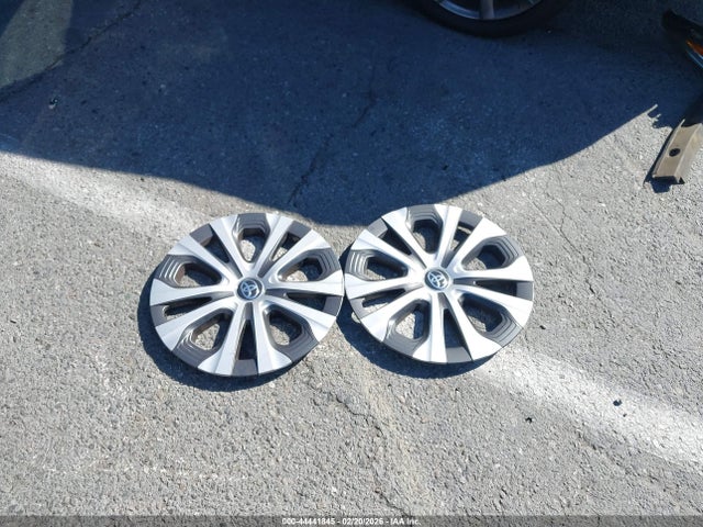 JTDEAMDE1NJ052562 Toyota Corolla Hybrid Le