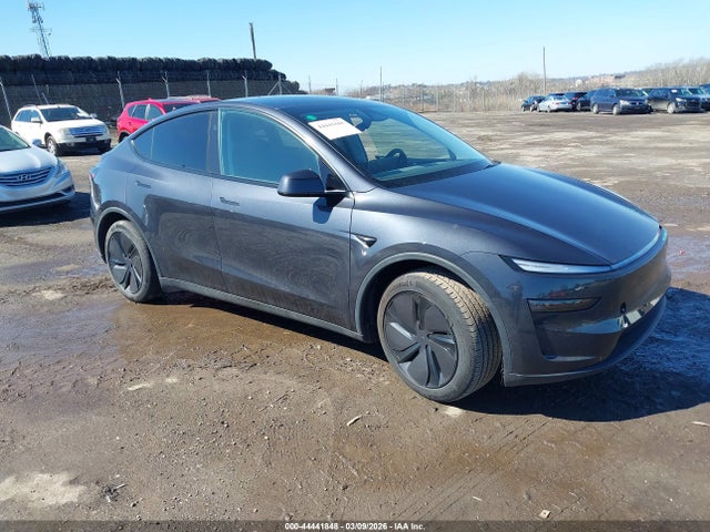 2026 TESLA MODEL Y 7SAYGDEE2TF367677 Photo 0