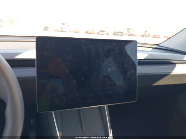 Продаж на аукціоні авто 2026 Tesla Model Y Long Range Launch Series/premium All-wheel Drive, vin: 7SAYGDEE2TF367677, номер лоту: 44441848