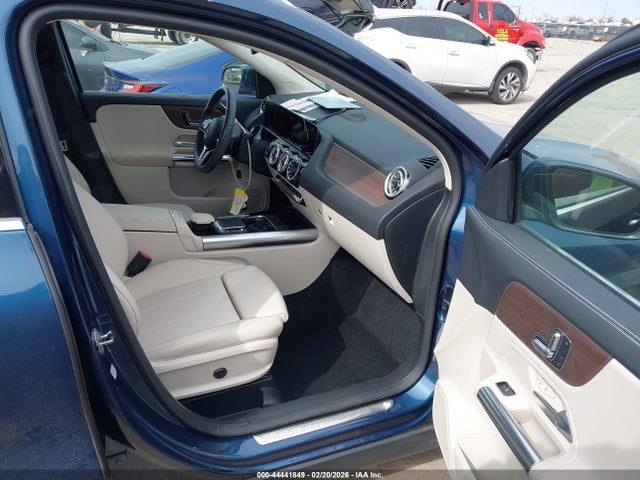 Продажа на аукционе авто 2023 Mercedes-benz Gla 250, vin: W1N4N4GB4PJ438275, номер лота: 44441849
