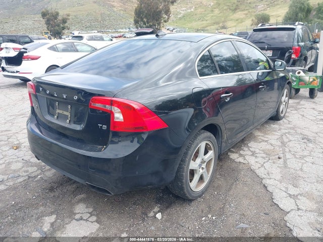 Volvo S60 T5 Premier 2015 YV140MFB3F2313567 Image 4