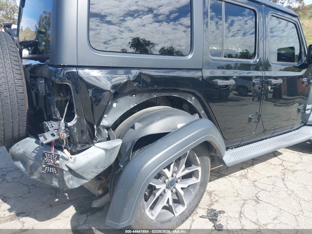 1C4HJXDN4KW563759 Jeep Wrangler Unlimited Sport S 4x4