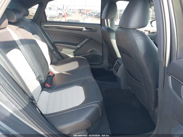 Aukcja sprzedaży 2018 Volkswagen Passat 3.6l V6 Gt, vin: 1VWJM7A37JC048425, numer aukcji: 44441922