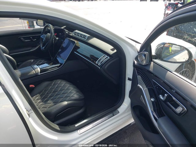 W1K6G7GB6NA107888 Mercedes-Benz S 580 4matic