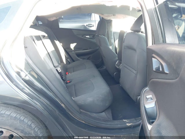 1G1ZE5ST9HF127585 Chevrolet MALIBU 1LT