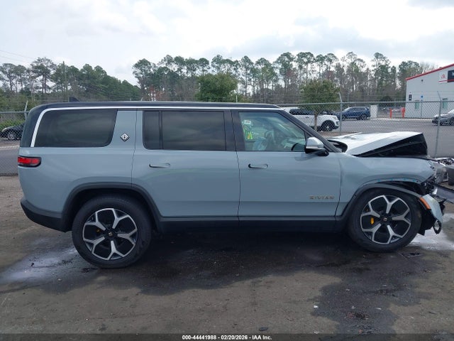 7PDSGABA7PN005766 Rivian R1s Adventure