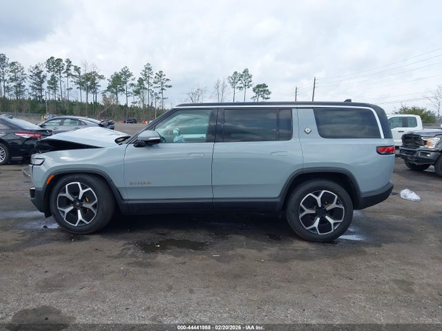 7PDSGABA7PN005766 Rivian R1s Adventure