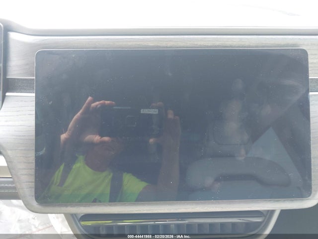 2023 RIVIAN R1S 7PDSGABA7PN005766 Photo 6