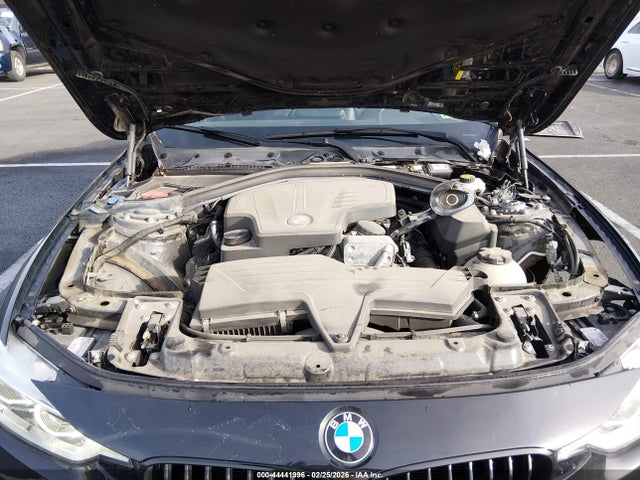 2018 Bmw 320i Xdrive მანქანა იყიდება აუქციონზე, vin: WBA8A3C55JA505632, აუქციონის ნომერი: 44441996