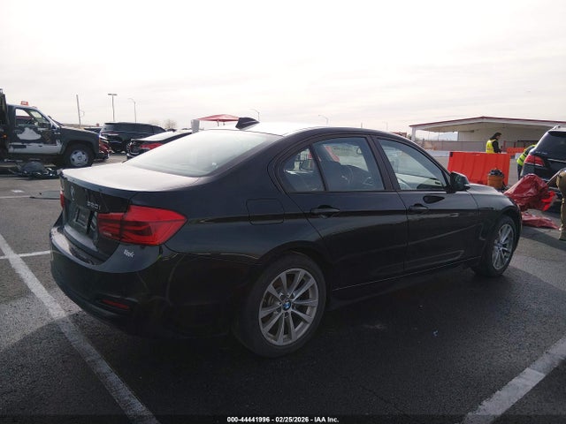 2018 Bmw 320i Xdrive მანქანა იყიდება აუქციონზე, vin: WBA8A3C55JA505632, აუქციონის ნომერი: 44441996