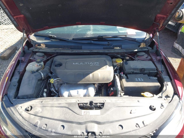 44441999 :رقم المزاد ، 1C3CCCBB4GN102438 vin ، 2016 Chrysler 200 S مزاد بيع