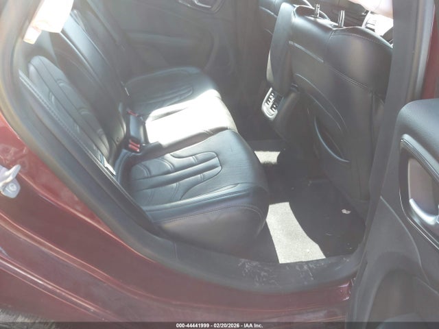 44441999 :رقم المزاد ، 1C3CCCBB4GN102438 vin ، 2016 Chrysler 200 S مزاد بيع