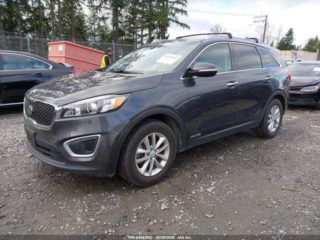 KIA Sorento 3.3l Lx 2017 5XYPGDA58HG334357 Image 2