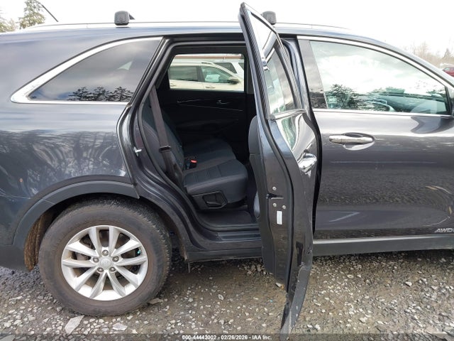 KIA Sorento 3.3l Lx 2017 5XYPGDA58HG334357 Image 8