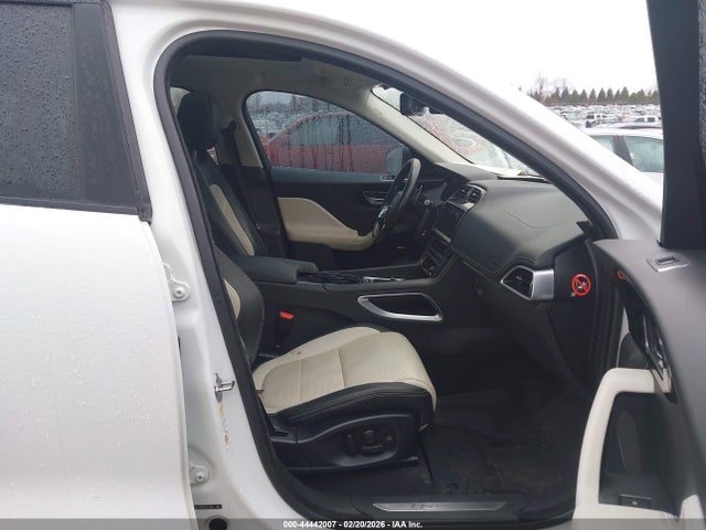 Aukcja sprzedaży 2017 Jaguar F-pace 35t R-sport, vin: SADCL2BV5HA899506, numer aukcji: 44442007