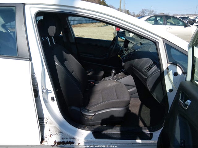 Продаж на аукціоні авто 2016 Kia Forte Lx, vin: KNAFK4A67G5488226, номер лоту: 44442011