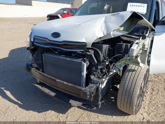 KIA SOUL + 2018 KNDJP3A55J7563629 Image 6