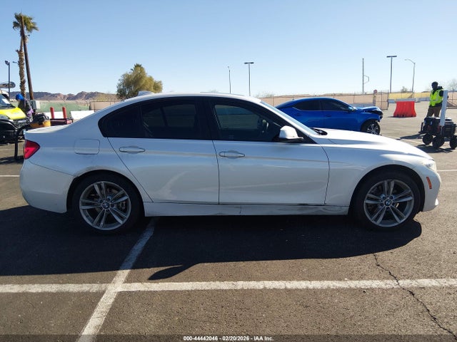 WBA8E1G56JNU92496 BMW 320i
