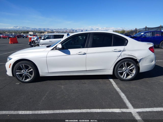 WBA8E1G56JNU92496 BMW 320i