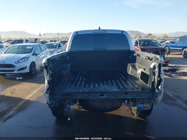 3TMCZ5AN7LM319195 Toyota Tacoma Trd Off-road