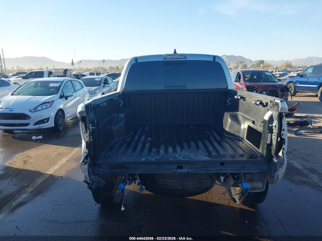 3TMCZ5AN7LM319195 Toyota Tacoma Trd Off-road