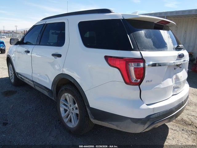 1FM5K8B86HGC14930 Ford Explorer