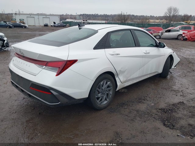 Hyundai ELANTRA SEL 2024 KMHLM4DG7RU760413 Image 4