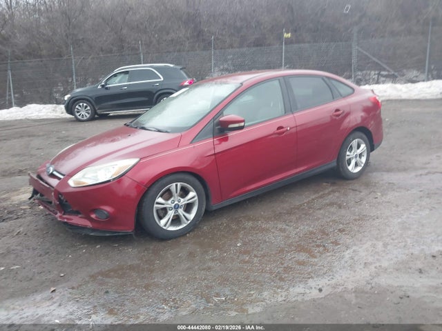 Ford FOCUS SE 2014 1FADP3F26EL174397 Image 2
