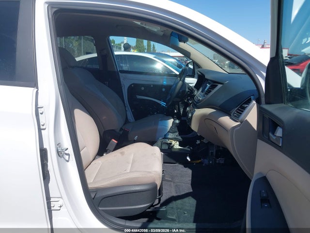 KM8J3CA25HU339088 Hyundai Tucson Eco