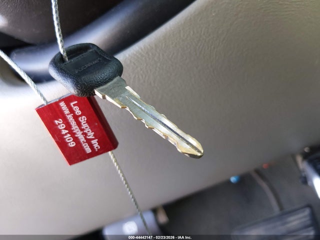 44442147 :رقم المزاد ، 1GTHC23255F941273 vin ، 2005 Gmc Sierra 2500hd Sle مزاد بيع
