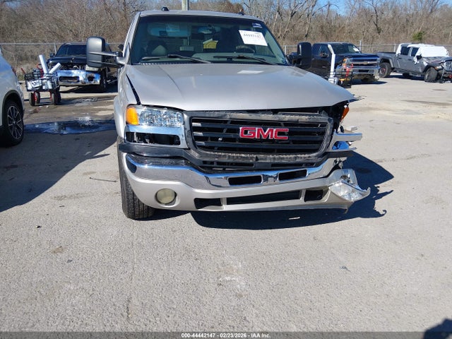 44442147 :رقم المزاد ، 1GTHC23255F941273 vin ، 2005 Gmc Sierra 2500hd Sle مزاد بيع