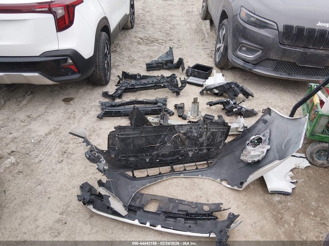 44442156 :رقم المزاد ، 3MZBM1L71FM174612 vin ، 2015 Mazda Mazda3 I Touring مزاد بيع