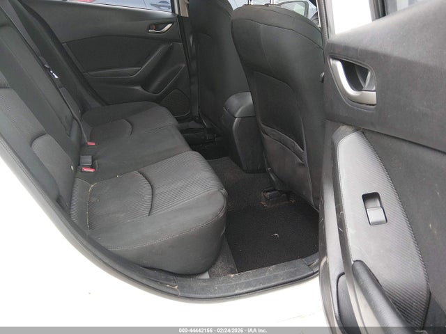 44442156 :رقم المزاد ، 3MZBM1L71FM174612 vin ، 2015 Mazda Mazda3 I Touring مزاد بيع