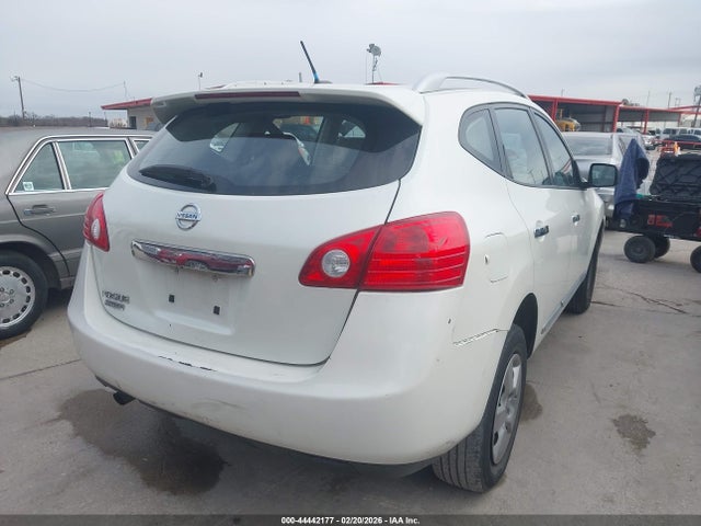 JN8AS5MT5FW151622 Nissan Rogue Select S