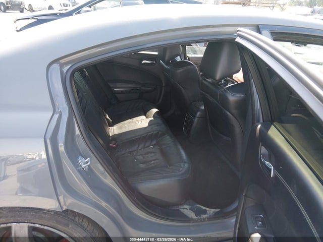 44442188 :رقم المزاد ، 2C3CDXL99KH526232 vin ، 2019 Dodge Charger Srt Hellcat Rwd مزاد بيع