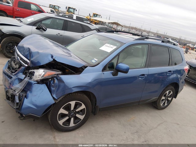 44442201 :رقم المزاد ، JF2SJAEC7JH611811 vin ، 2018 Subaru Forester 2.5i Premium مزاد بيع