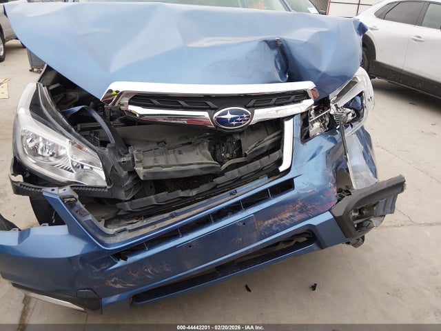 44442201 :رقم المزاد ، JF2SJAEC7JH611811 vin ، 2018 Subaru Forester 2.5i Premium مزاد بيع