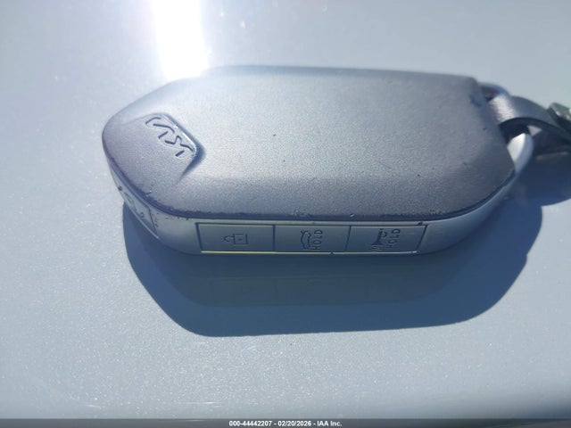 2025 Kia K5 Gt-line მანქანა იყიდება აუქციონზე, vin: KNAG64J79S5300302, აუქციონის ნომერი: 44442207