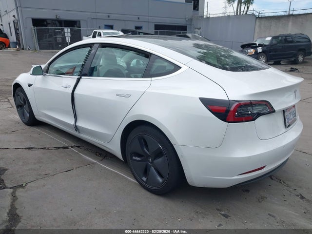 2019 TESLA MODEL 3 5YJ3E1EA6KF314911 Photo 2
