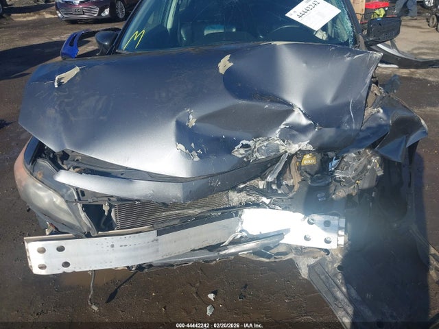 2013 Acura Ilx 2.0l მანქანა იყიდება აუქციონზე, vin: 19VDE1F72DE009673, აუქციონის ნომერი: 44442242