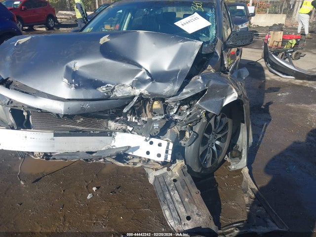 2013 Acura Ilx 2.0l მანქანა იყიდება აუქციონზე, vin: 19VDE1F72DE009673, აუქციონის ნომერი: 44442242