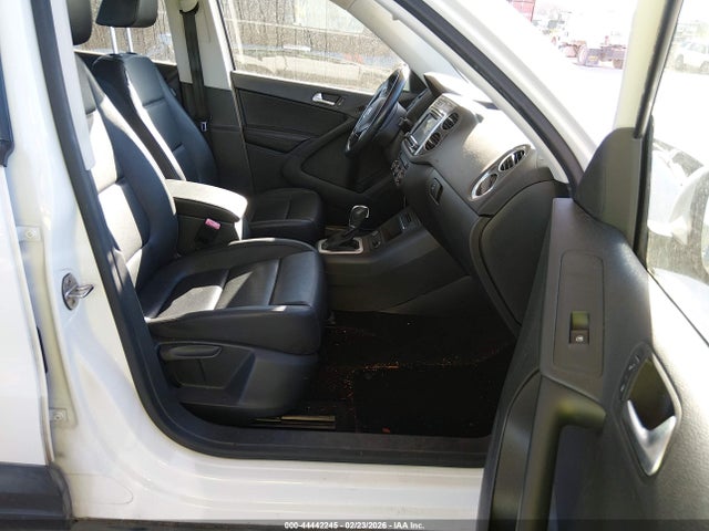 Aukcja sprzedaży 2017 Volkswagen Tiguan 2.0t/2.0t S, vin: WVGAV7AX0HK019623, numer aukcji: 44442245