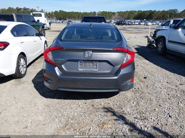 Honda CIVIC EX 2018 2HGFC2F77JH509311 Image 17