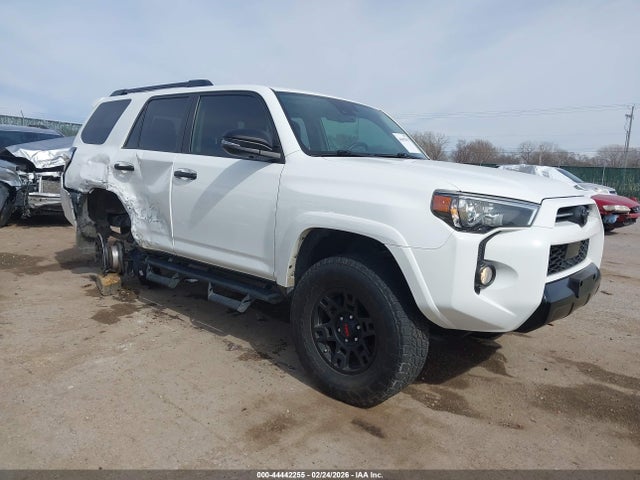 2020 TOYOTA 4RUNNER JTEBU5JR1L5812756