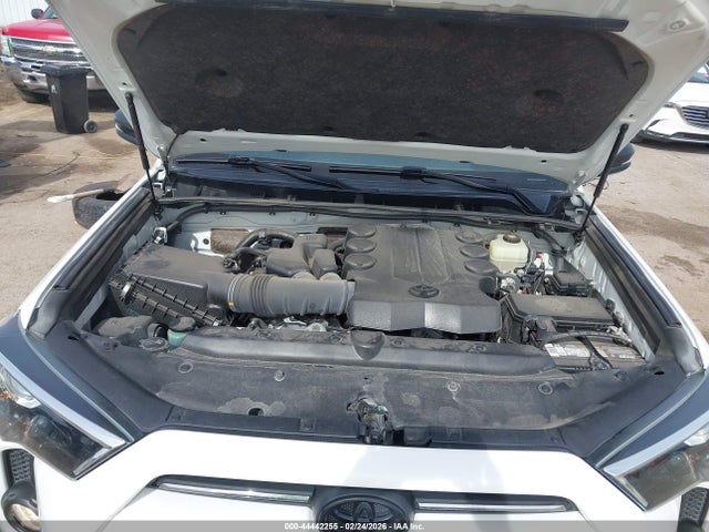 2020 TOYOTA 4RUNNER JTEBU5JR1L5812756 Photo 9