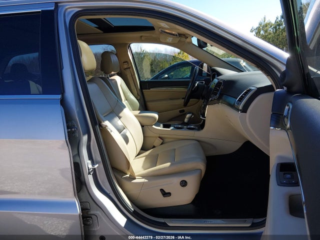 1C4RJEBG7KC533556 Jeep Grand Cherokee Limited