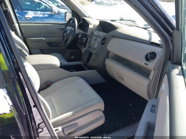 Honda PILOT LX 2015 5FNYF4H24FB069847 Image 5