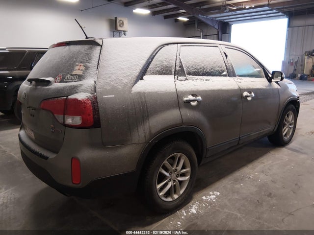 2015 Kia Sorento Lx მანქანა იყიდება აუქციონზე, vin: 5XYKT3A68FG621493, აუქციონის ნომერი: 44442282