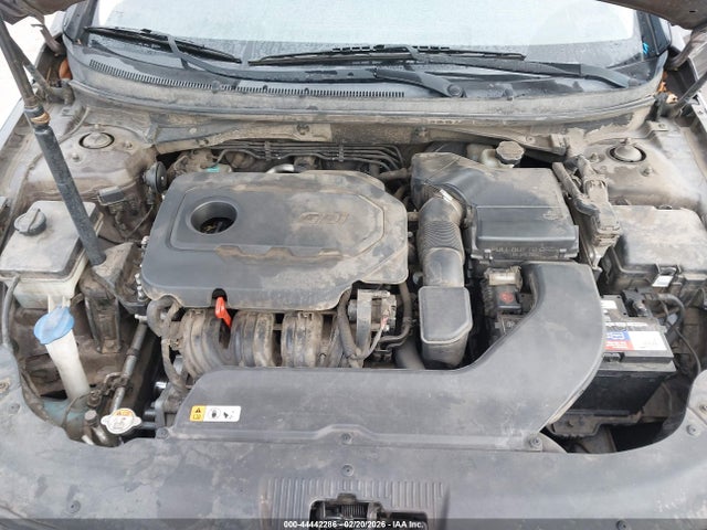 Hyundai SONATA SE 2016 5NPE24AF6GH301170 Image 10